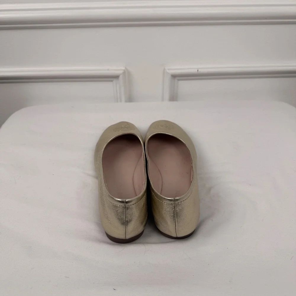Taryn Rose Gold Metallic Leather Ballet Flats Square Toe Rose Embossed 7.5M